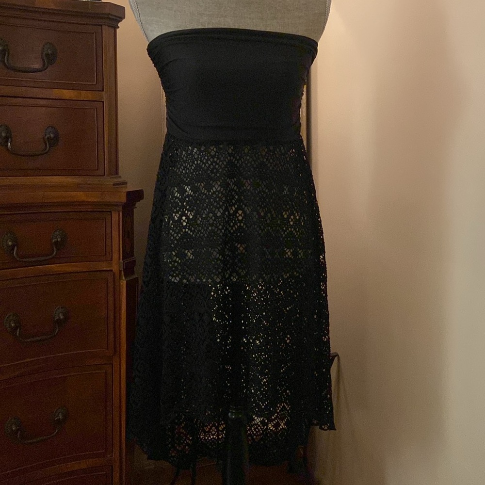 Bisou Bisou Black strapless lace bathing suit beach cover up size S/M